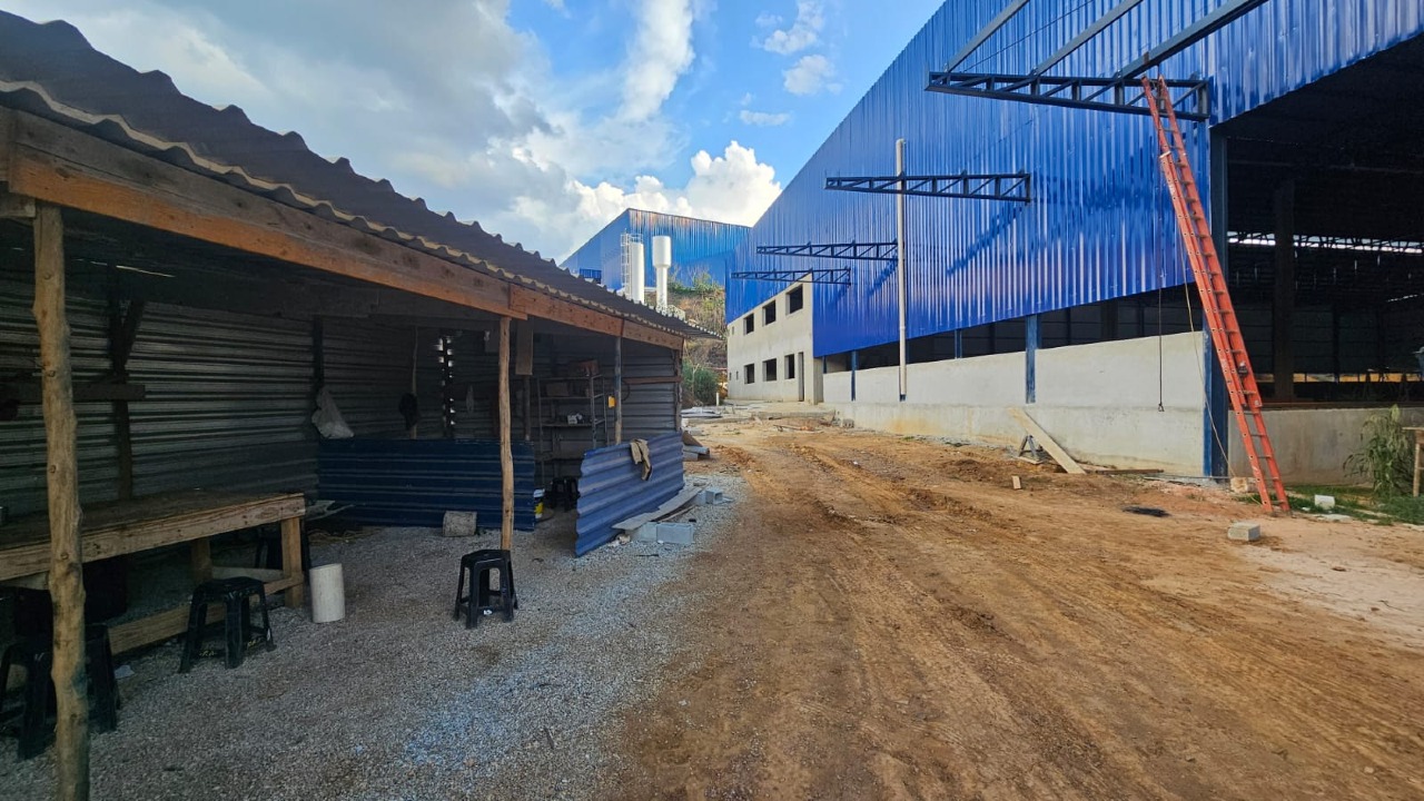 Galpão para aluguel no Perobas: 