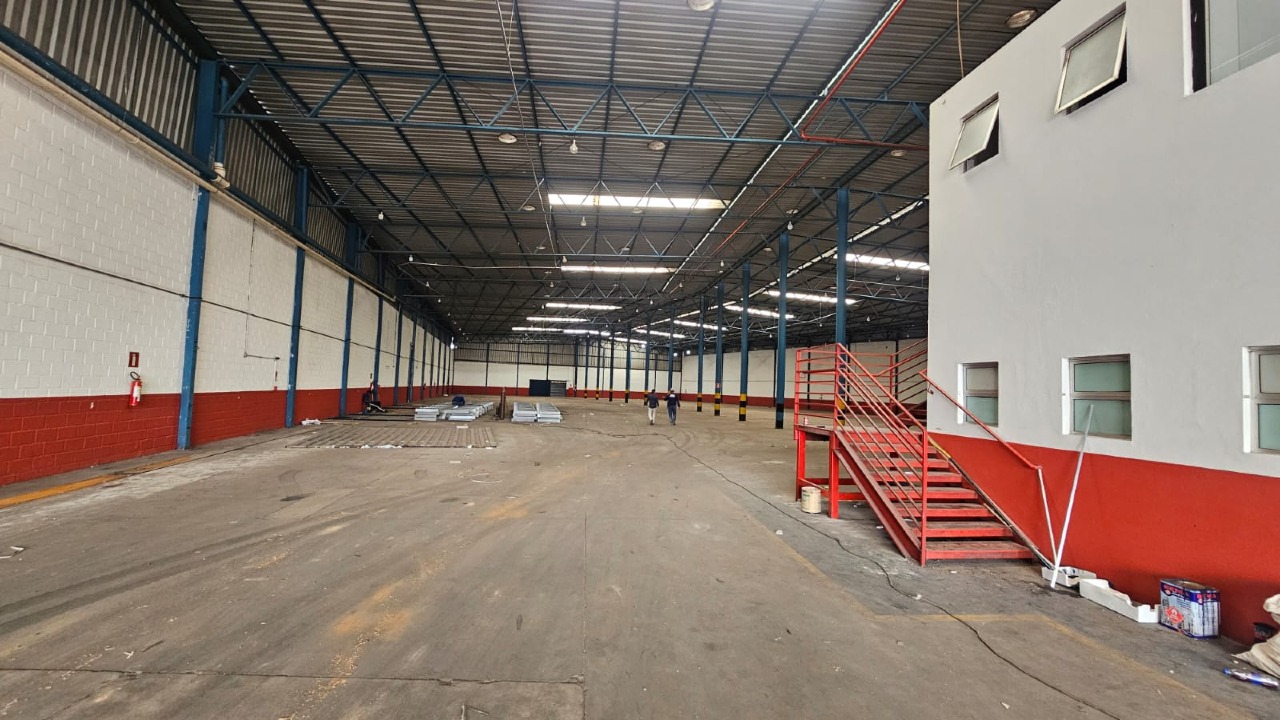 Galpão para aluguel no Do Comércio: 