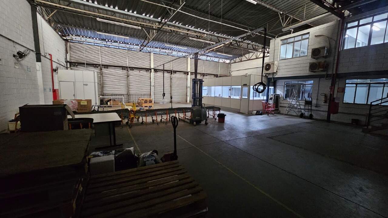 Galpão para aluguel no Itapoã: 