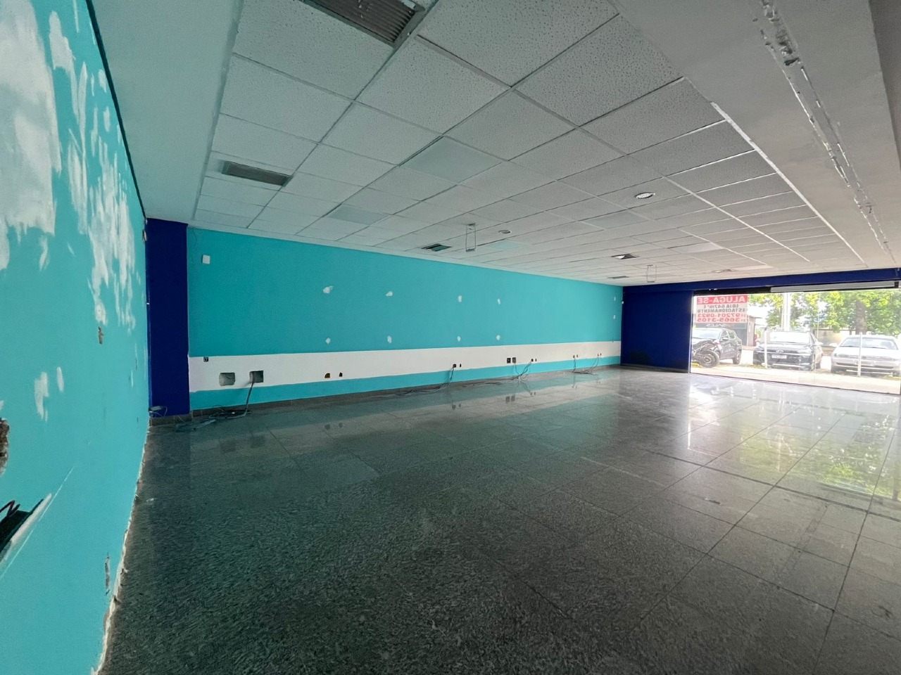 Loja para aluguel no Itapoã: 