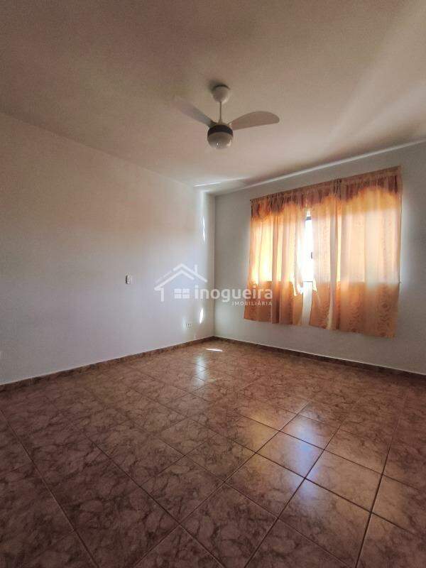Casa para aluguel no Centro: 