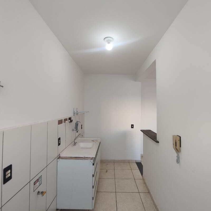Apartamento para aluguel no Vila Furquim: 