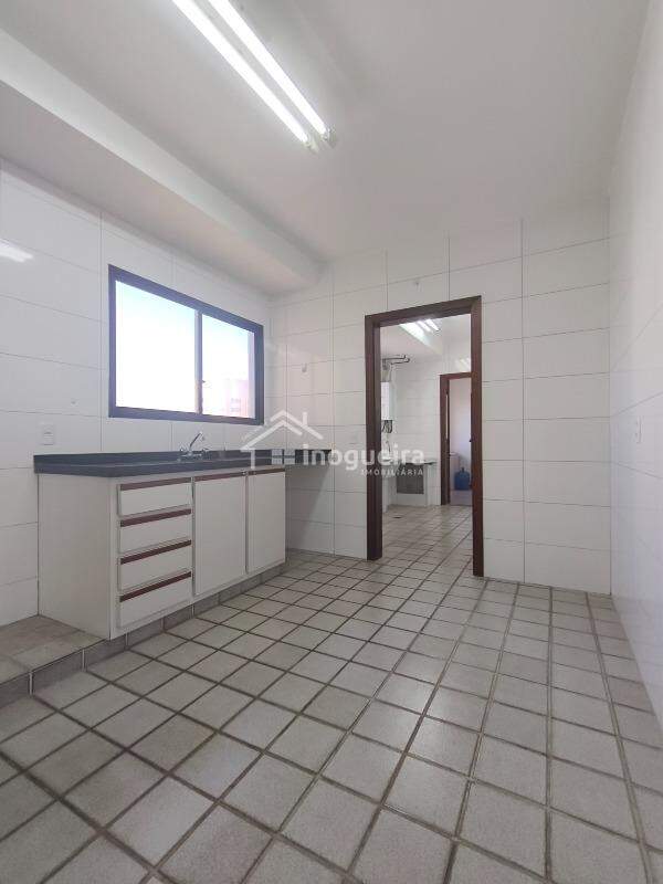 Apartamento para aluguel no Centro: 