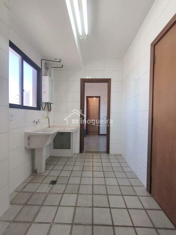 Apartamento para aluguel no Centro: 