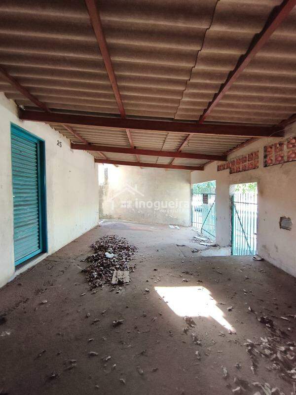 Casa à venda no Conjunto Habitacional Jardim Humberto Salvador: 