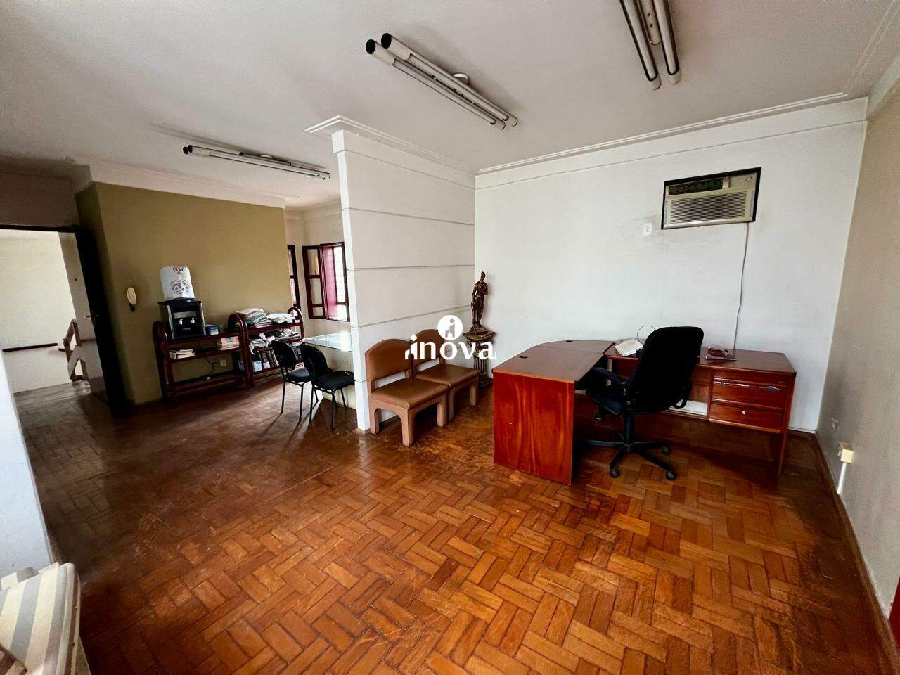 Casa Comercial à venda no Centro: 
