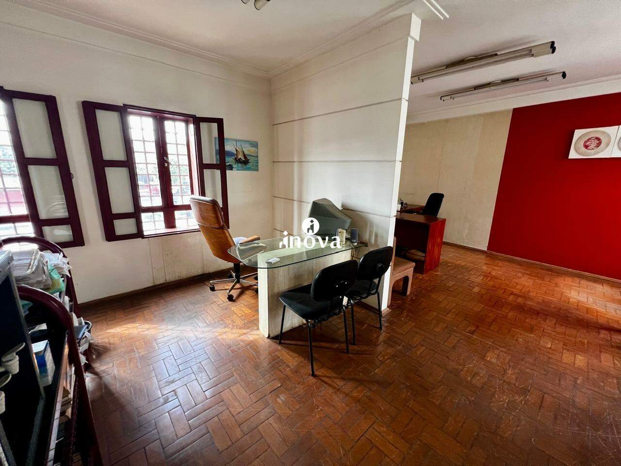 Casa Comercial à venda no Centro: 