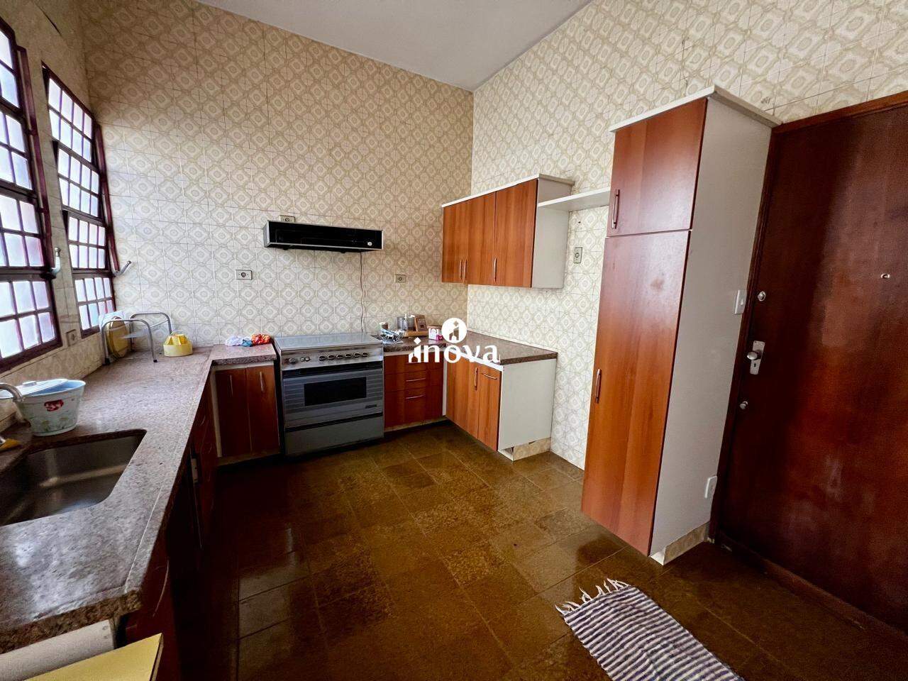 Casa Comercial à venda no Centro: 