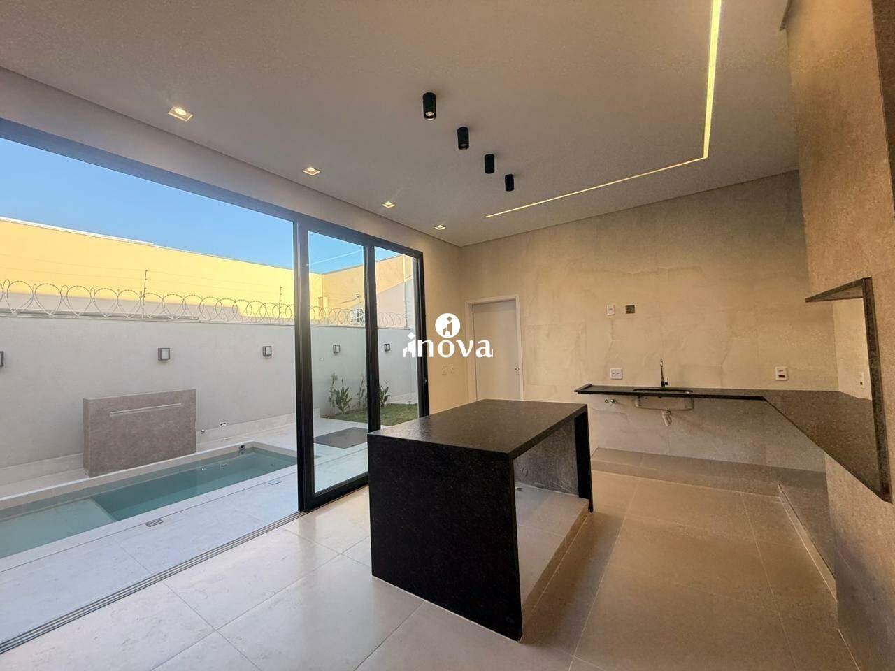 Casa à venda no Laranjeiras II, Parque das: 