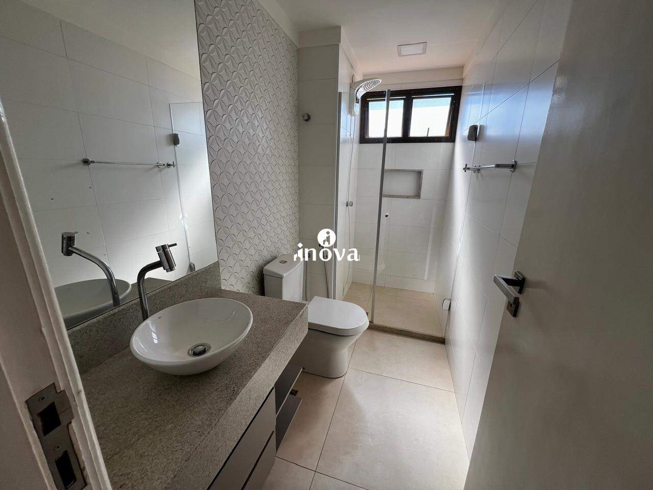 Apartamento à venda no Mercês: 
