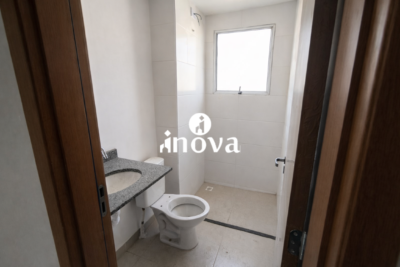 Apartamento para aluguel no Jardim do Lago: 