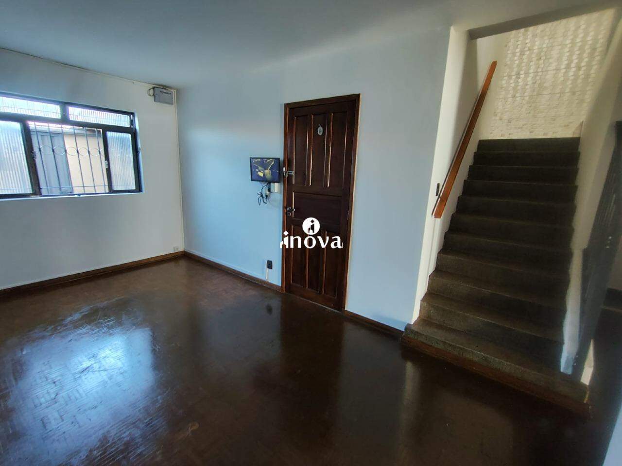 Casa para aluguel no Santa Marta: 