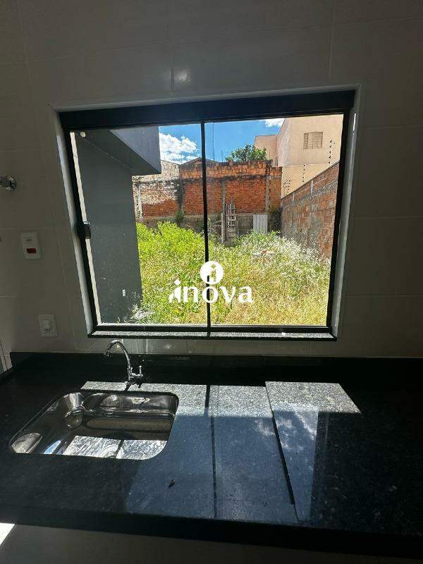 Casa para aluguel no Santa Maria: 