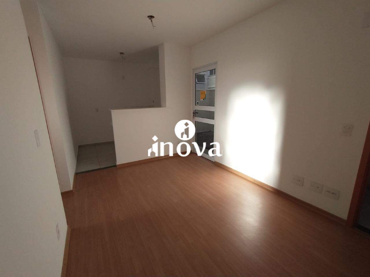 Apartamento para aluguel no Manoel Mendes: 