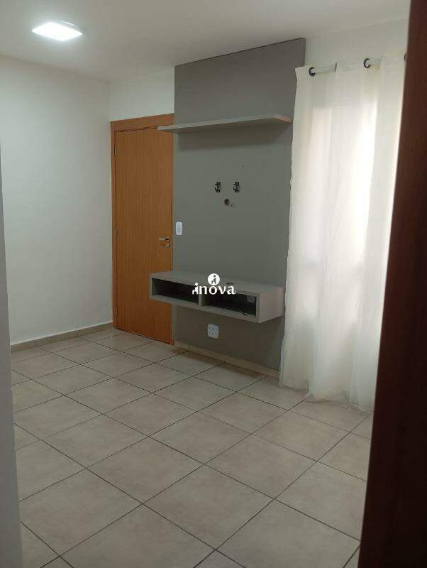 Apartamento para aluguel no Jardim do Lago: 