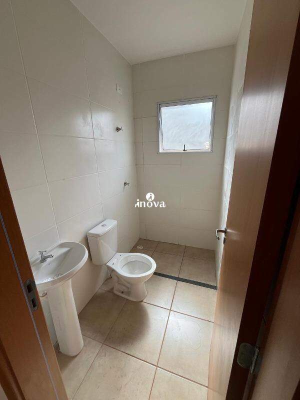 Casa à venda no Parque das Aroeiras: 