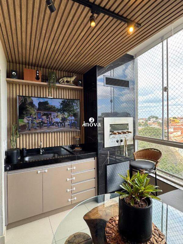 Apartamento à venda no Quinta da Boa Esperança: 
