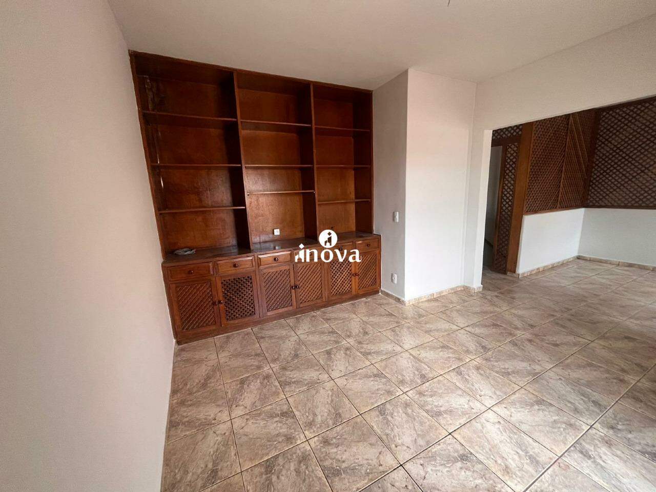 Casa para aluguel no Olinda: 