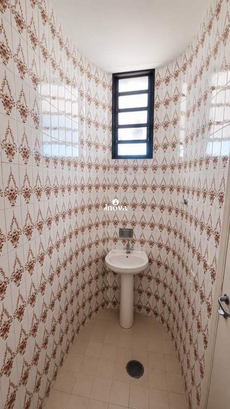 Casa para aluguel no Santa Marta: 