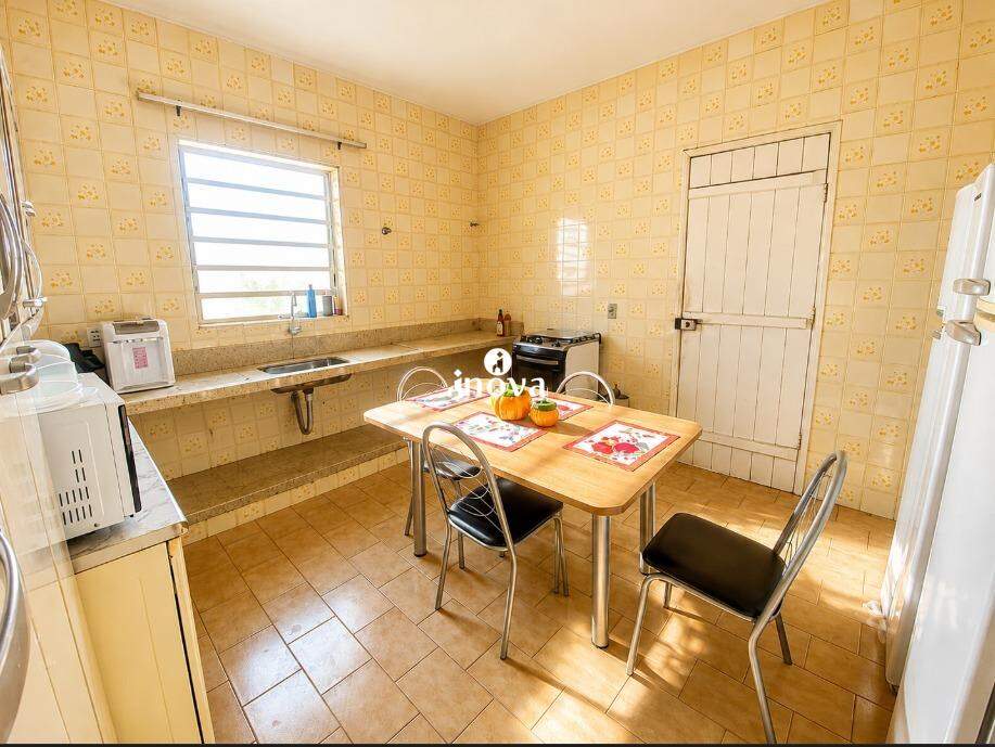 Casa à venda no Estados Unidos - Res.: 