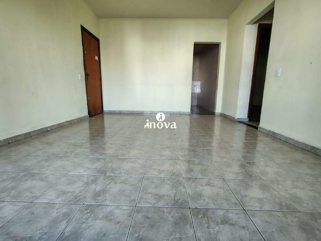 Apartamento para aluguel no Leblon: 