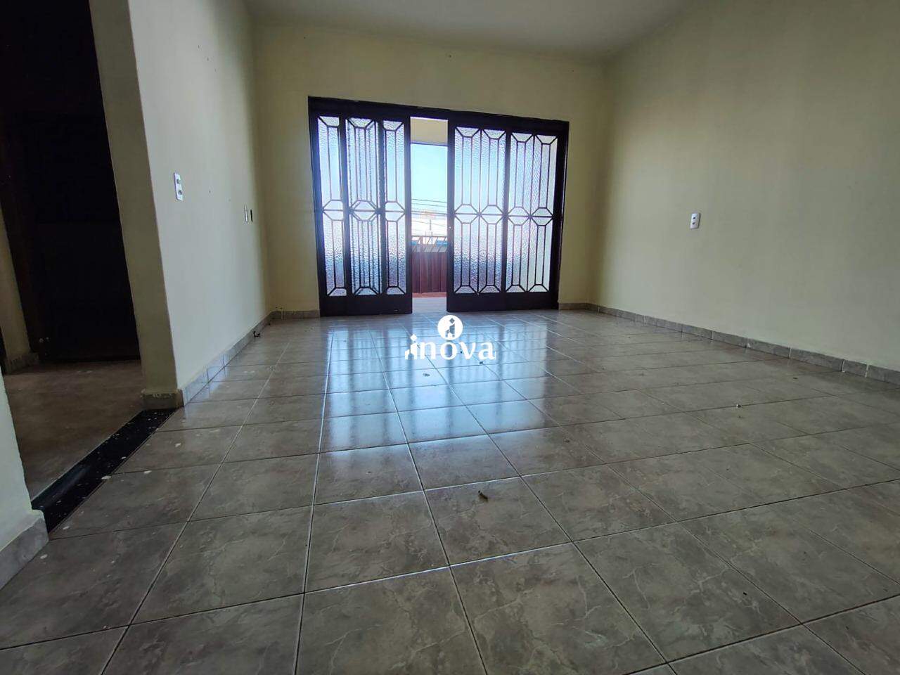 Apartamento para aluguel no Leblon: 