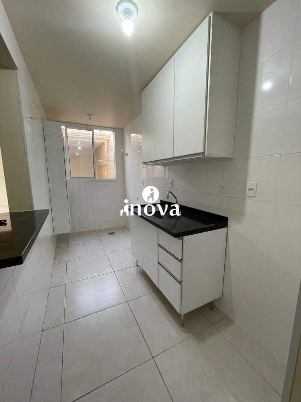 Apartamento para aluguel no Jardim do Lago: 