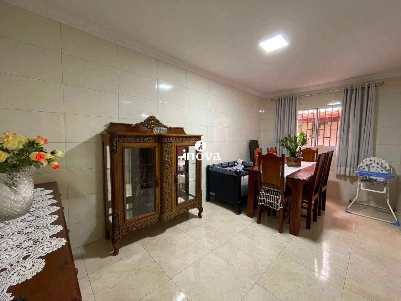 Casa à venda no Volta Grande: 
