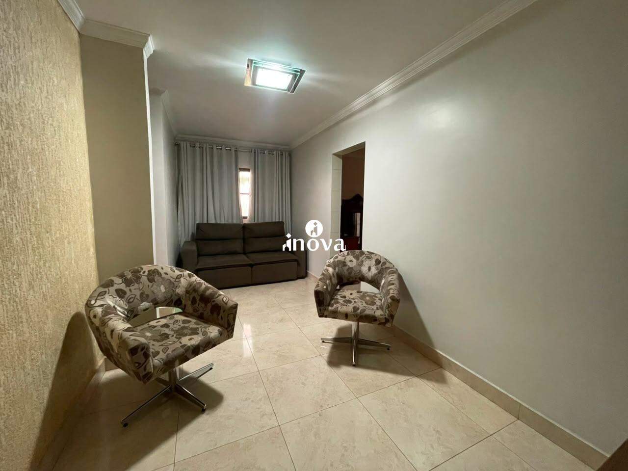 Casa à venda no Volta Grande: 