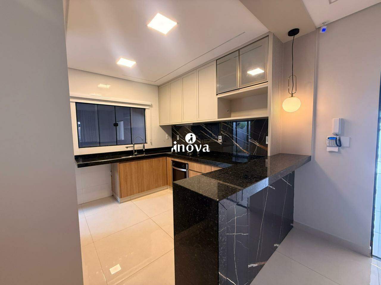 Casa à venda no Espanha, Residencial Jardim: 