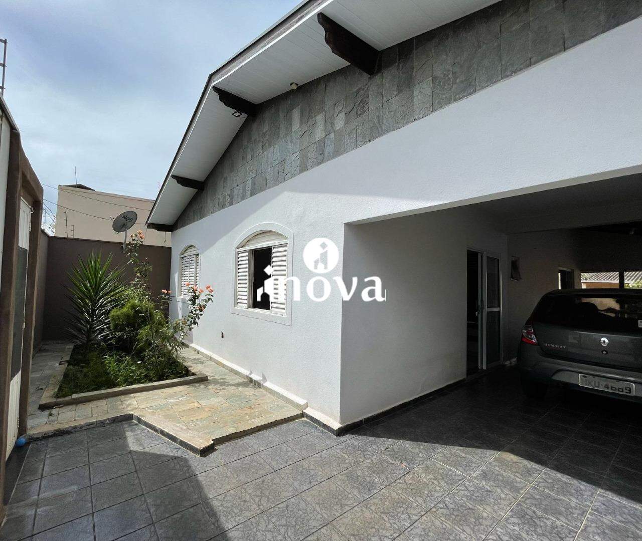 Casa à venda no Fabrício: 