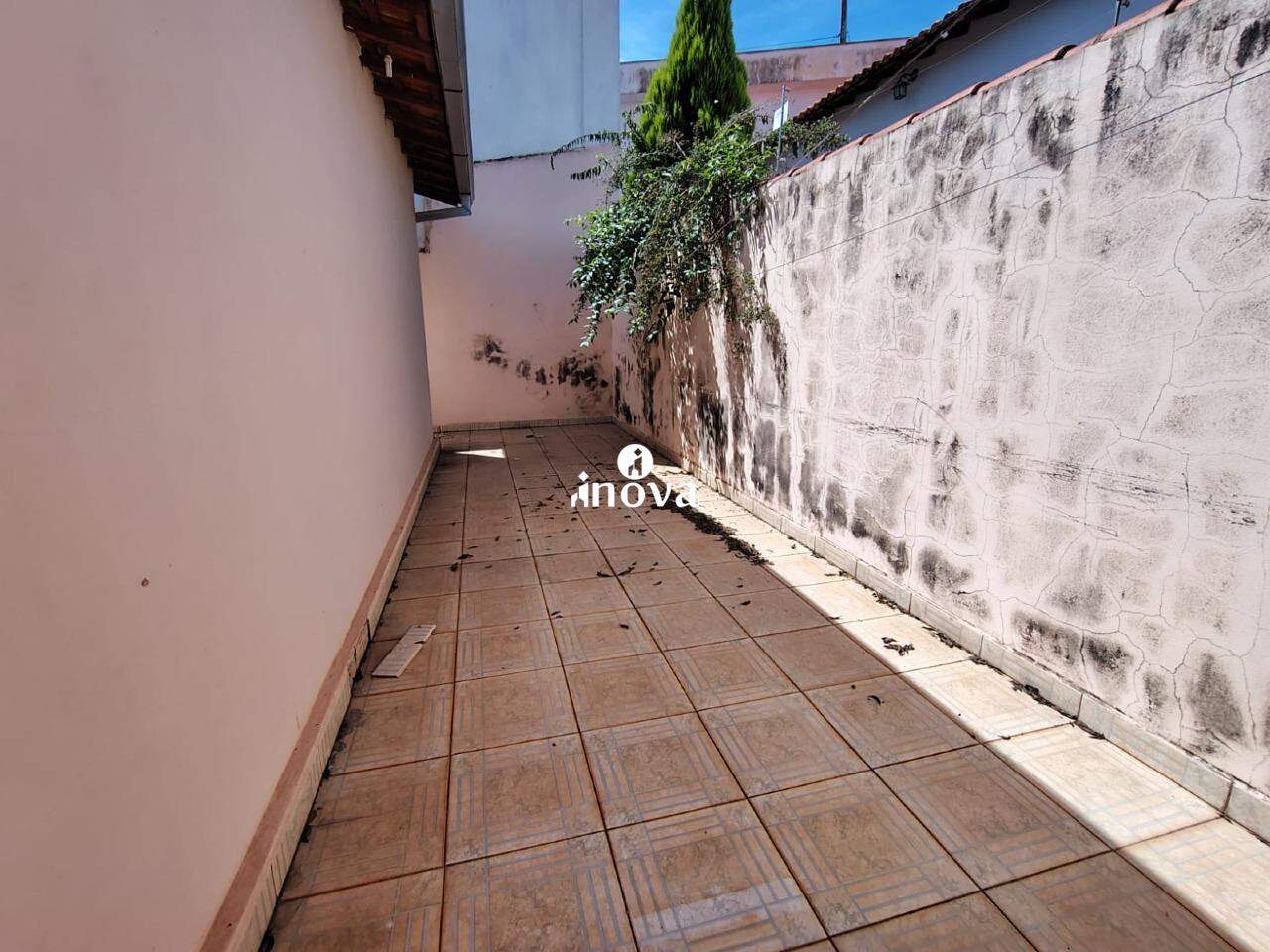 Casa à venda no Costa Teles I: 