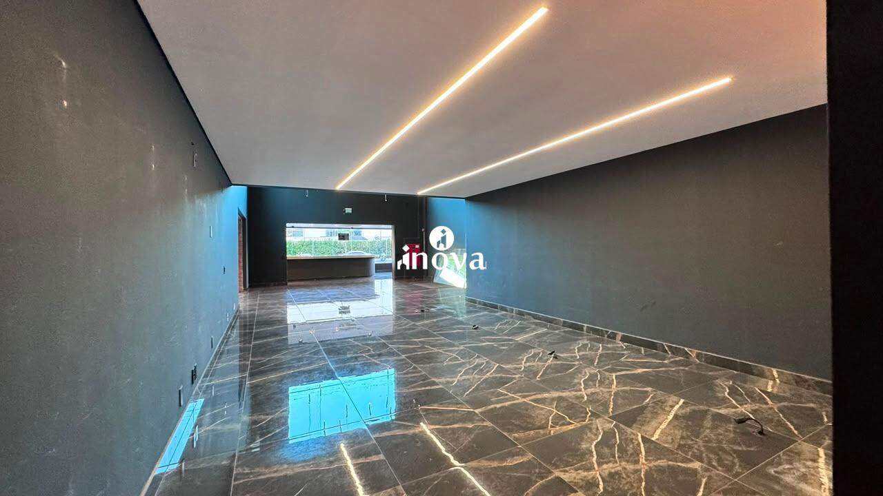 Sala ou Loja para aluguel no Santa Maria: 