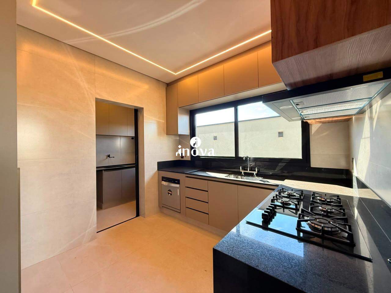 Casa Condomínio à venda no Ayat Club Residence 2: 