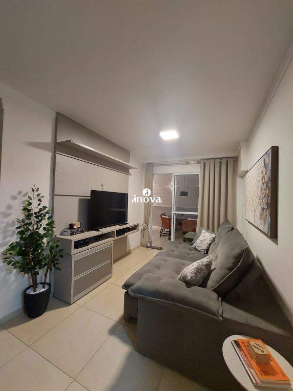 Apartamento à venda no Jardim do Lago: 