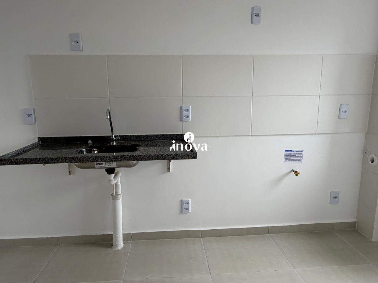 Apartamento para aluguel no Jardim do Lago: 