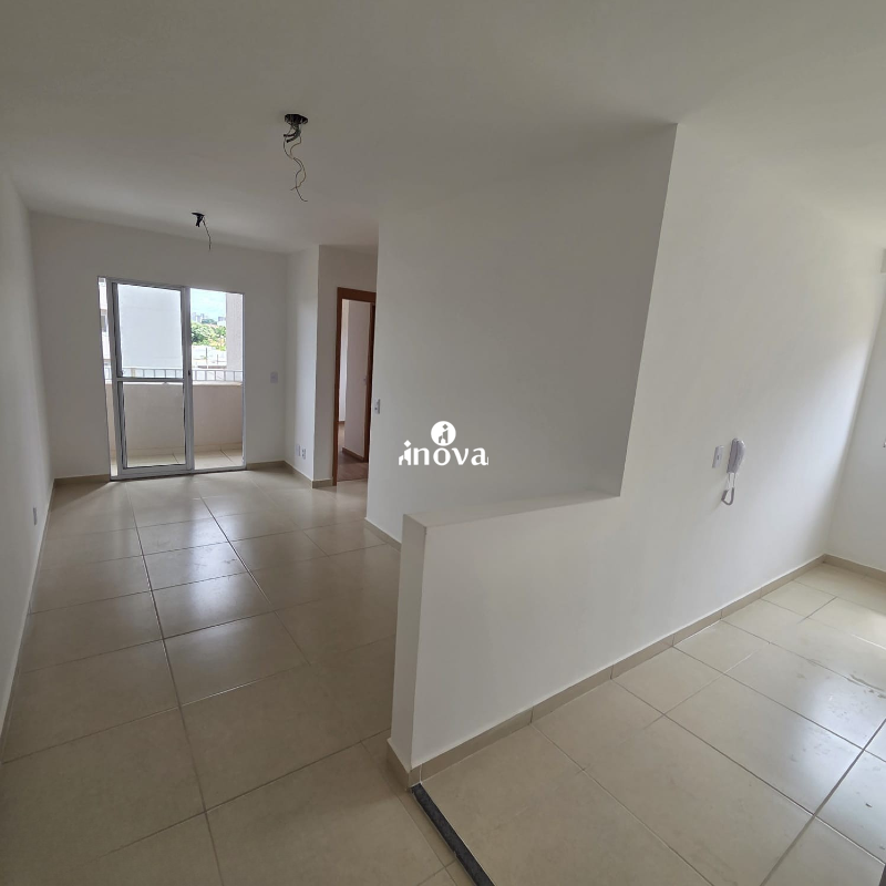 Apartamento para aluguel no Jardim do Lago: 