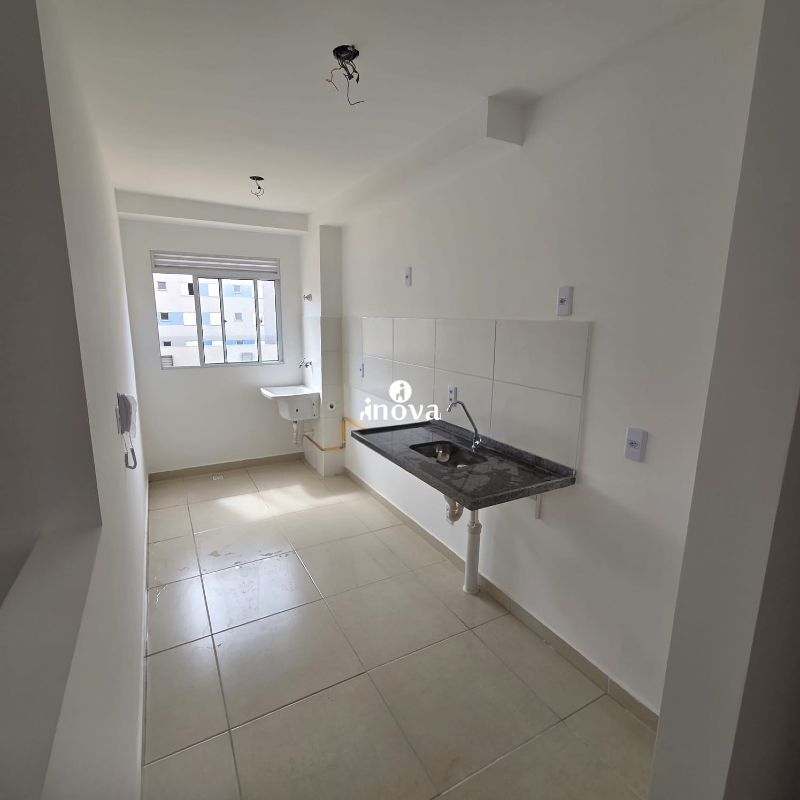 Apartamento para aluguel no Jardim do Lago: 