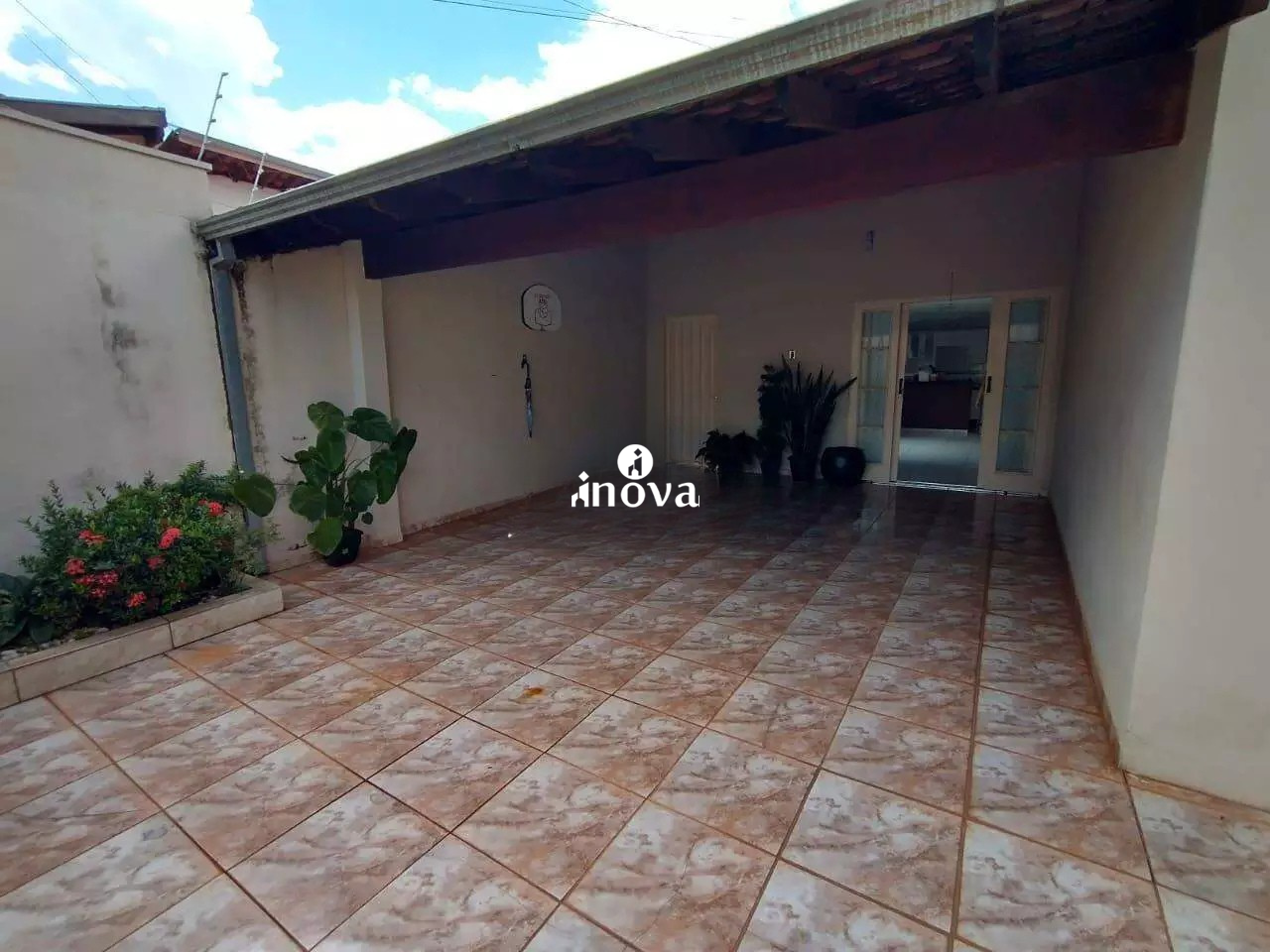 Casa à venda no BeijaFlor II: 