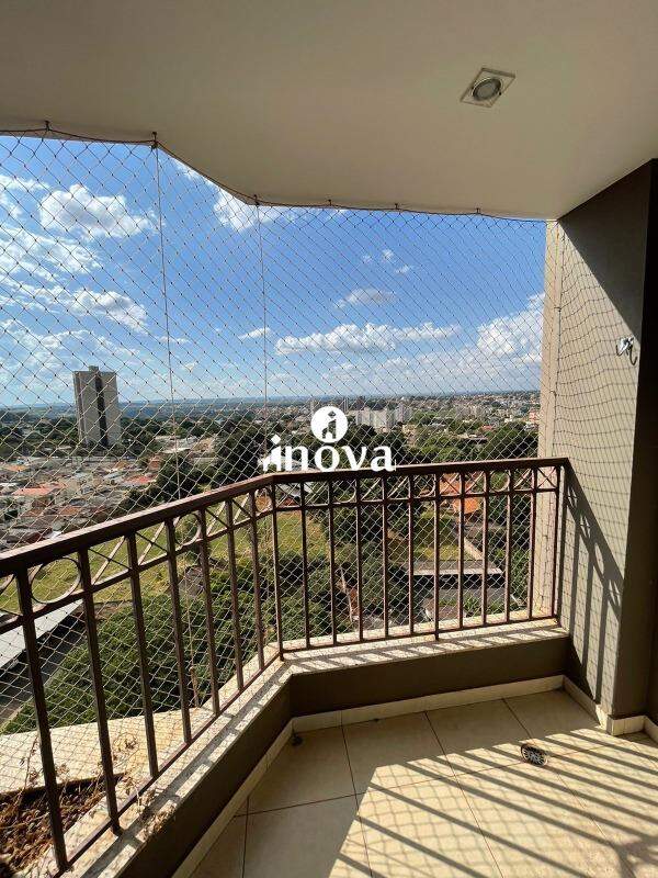 Apartamento para aluguel no Mercês: 