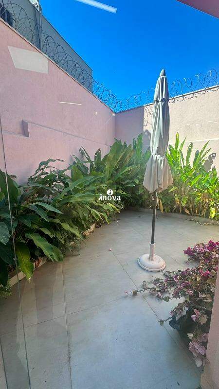 Casa Comercial para aluguel no Centro: 