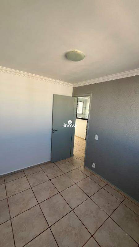 Apartamento à venda no Manoel Mendes: 