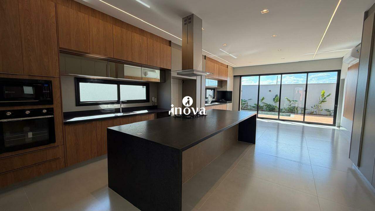 Casa Condomínio à venda no Damha III - Res. Uberaba: 