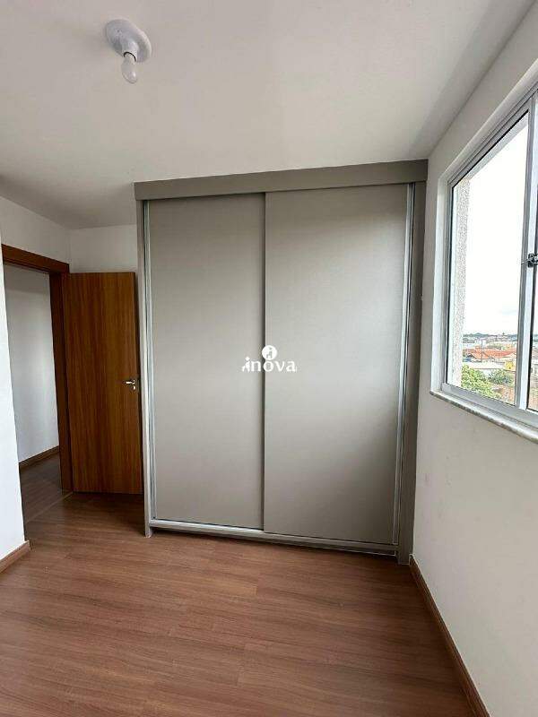 Apartamento à venda no Manoel Mendes: 