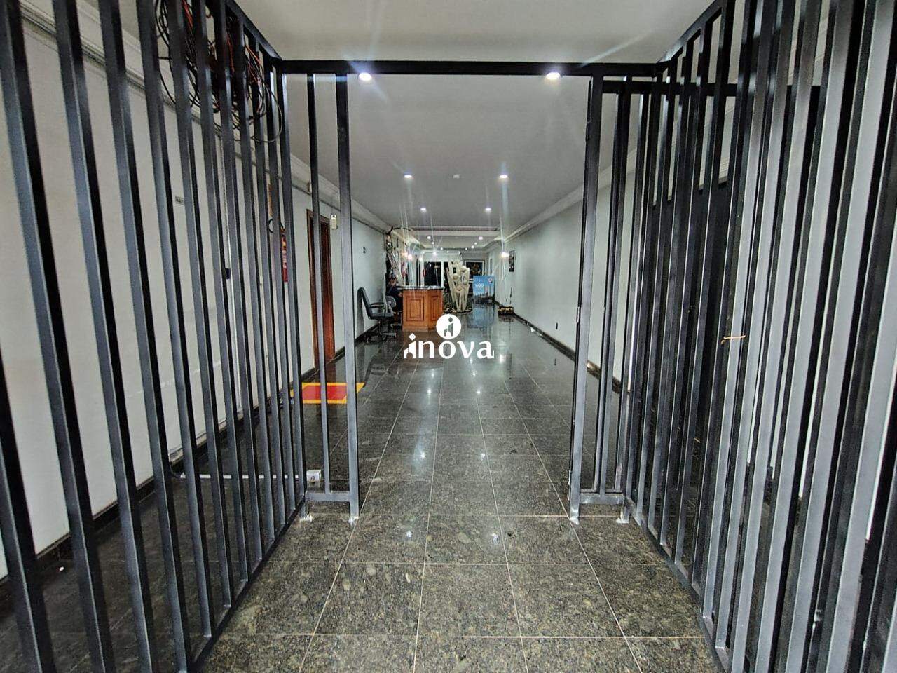Sala ou Loja para aluguel no Centro: 