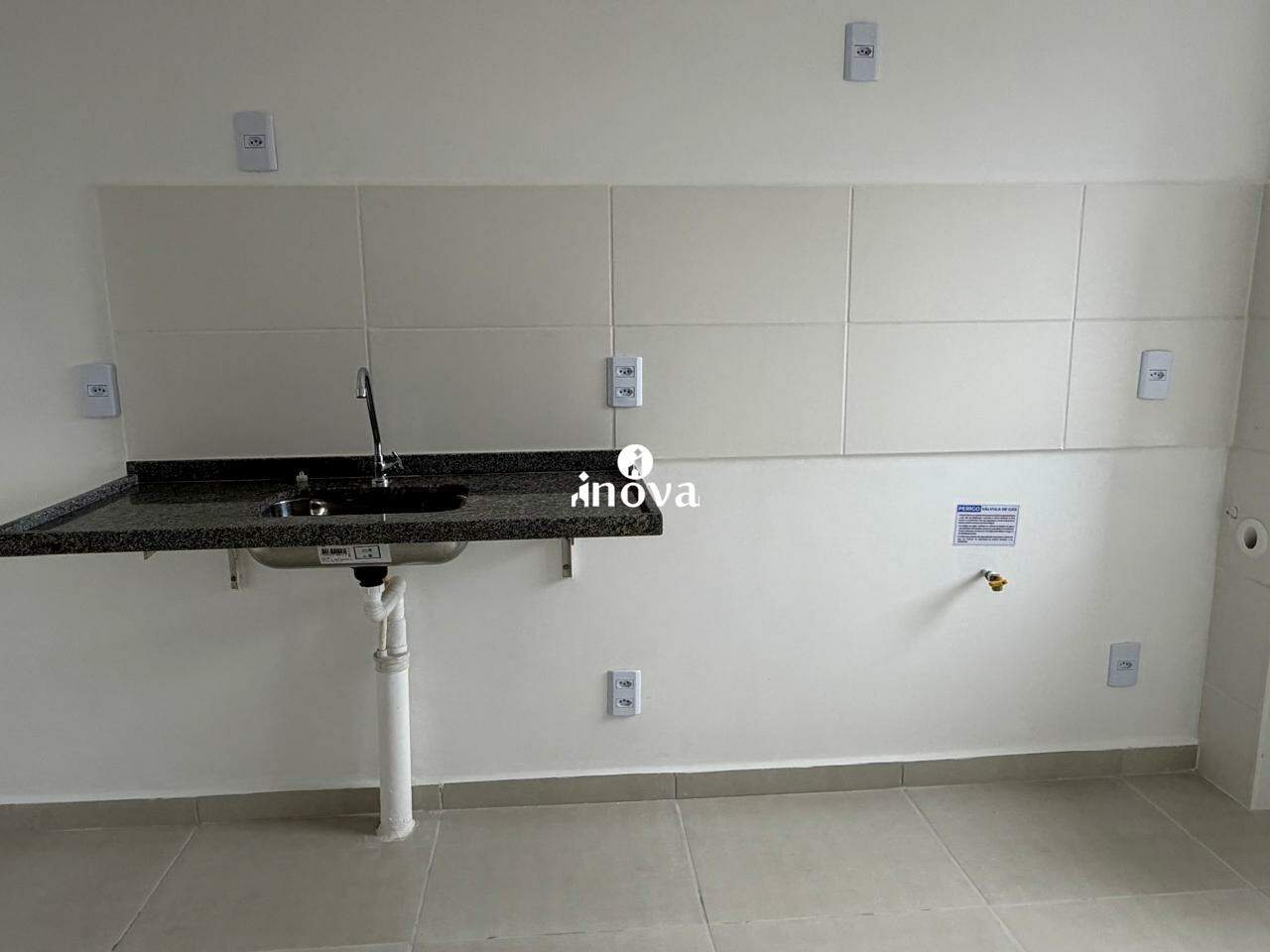 Apartamento para aluguel no Jardim do Lago: 