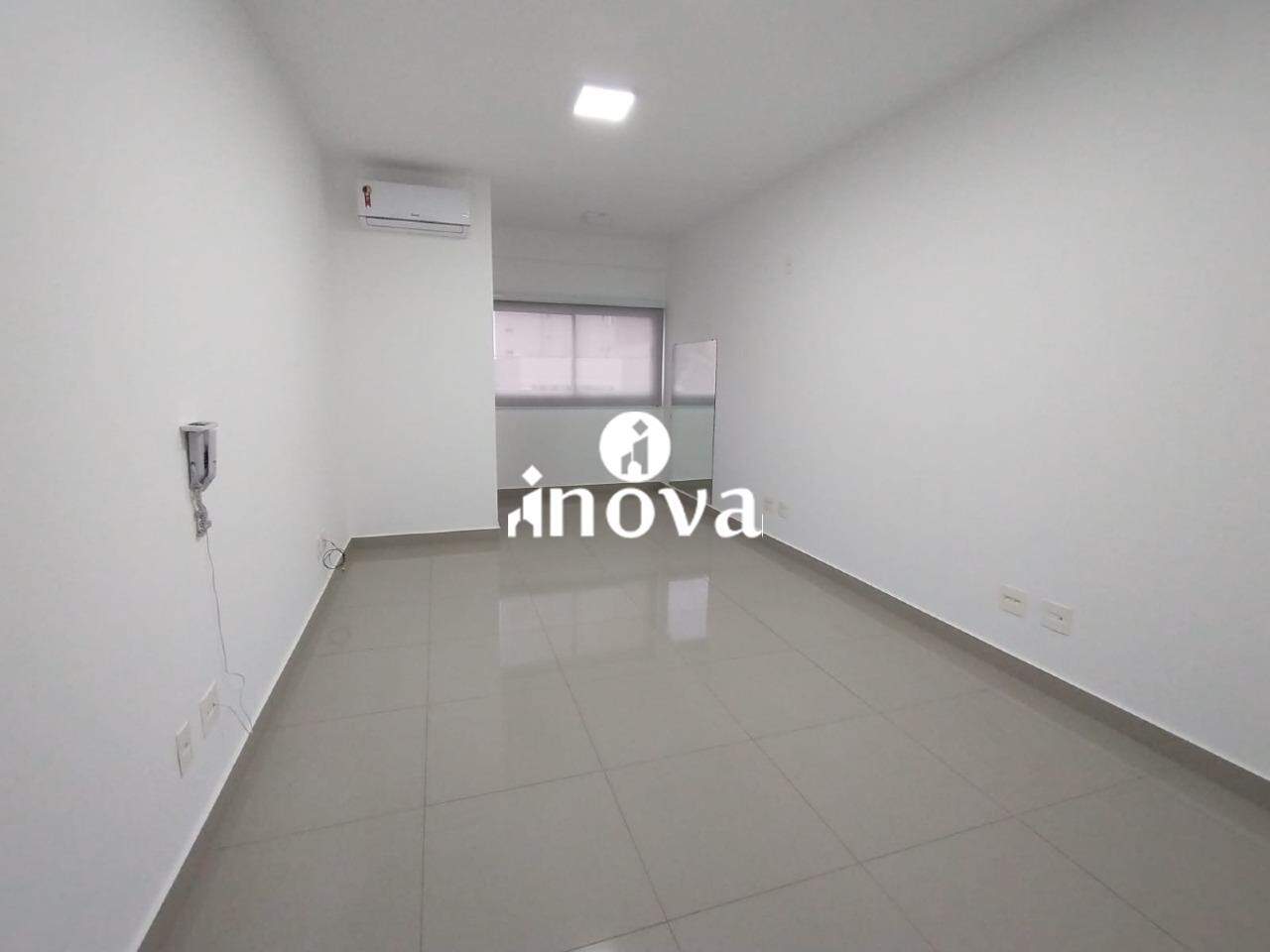 Sala ou Loja para aluguel no Santa Maria: 