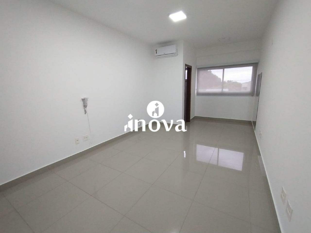 Sala ou Loja para aluguel no Santa Maria: 