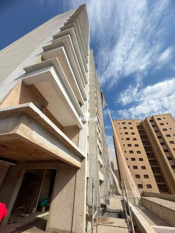 Apartamento à venda no Parque das Acácias: 