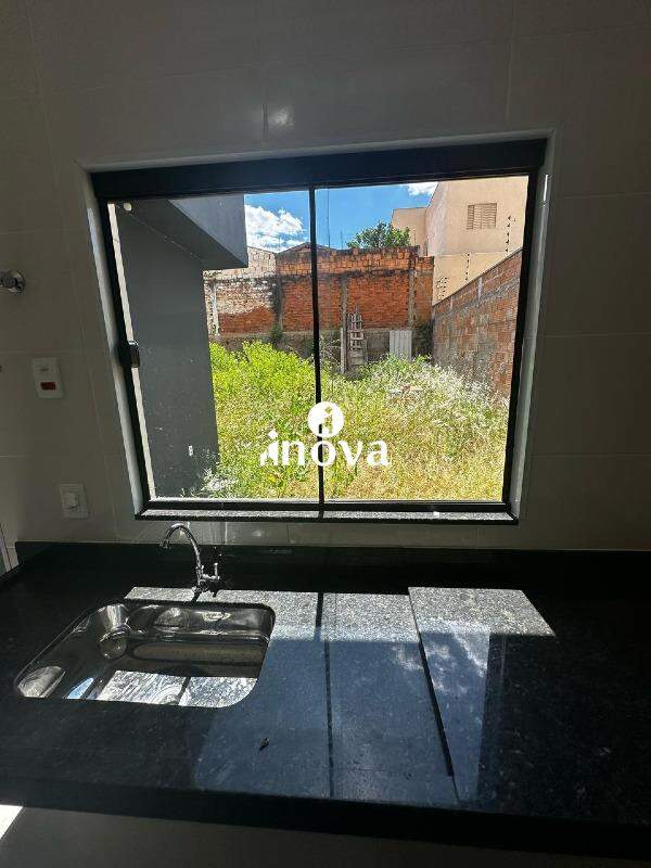 Casa para aluguel no Santa Maria: 